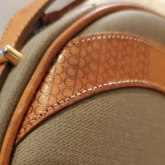 Christian Dior Vintage Crossbody Bag - Picture 4 of 16